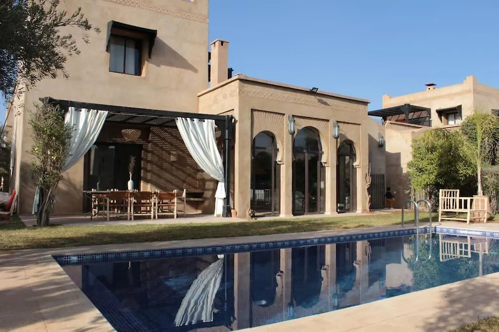 Villa Ily Marrakech Avec Piscine Et Vue Sur L'Altas : Coup De Coeur! Marrakesh 0*,  Marokko