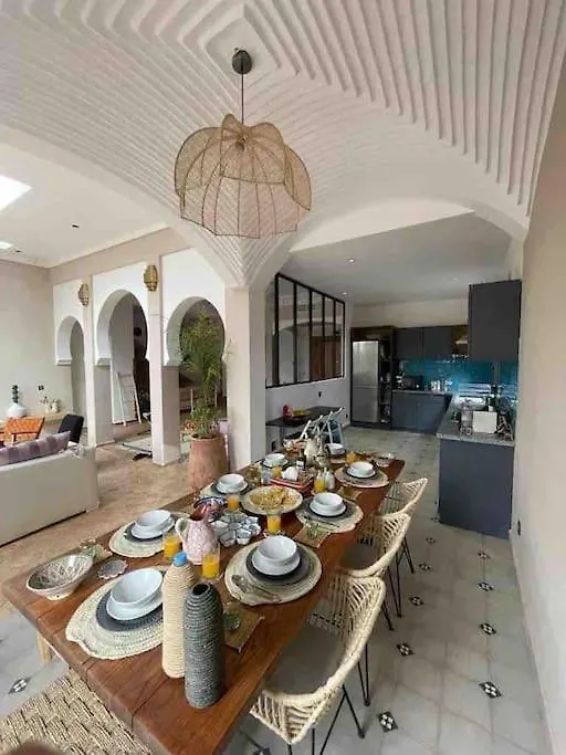 Villa Ily Marrakech Avec Piscine Et Vue Sur L'Altas : Coup De Coeur! Marrakesh
