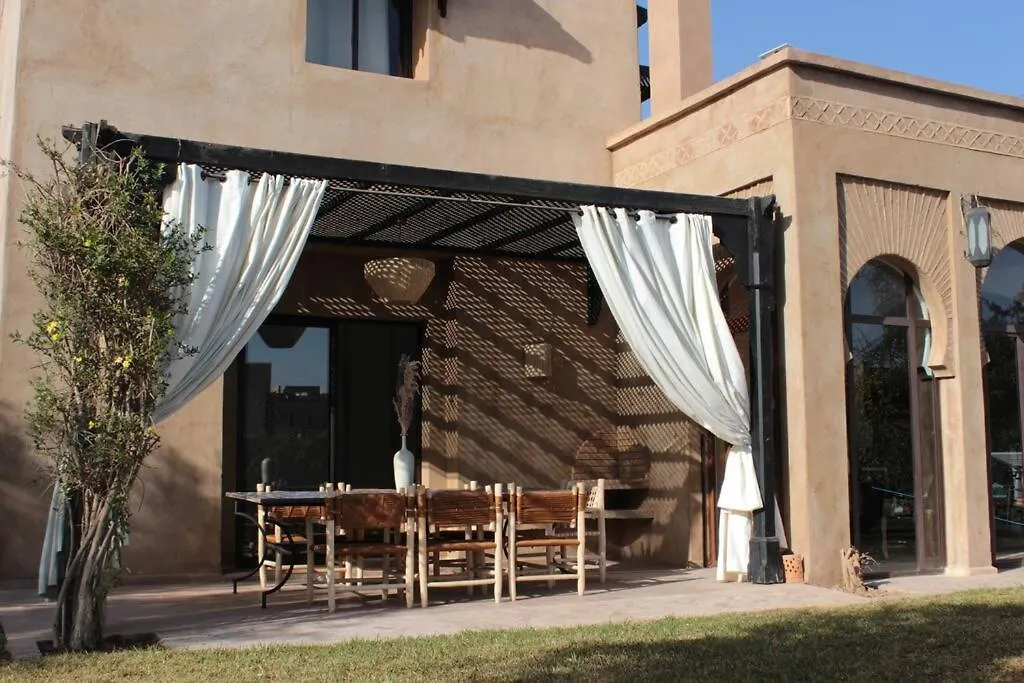 Villa Ily Marrakech Avec Piscine Et Vue Sur L'Altas : Coup De Coeur! Marrakesh 0*,  Marokko