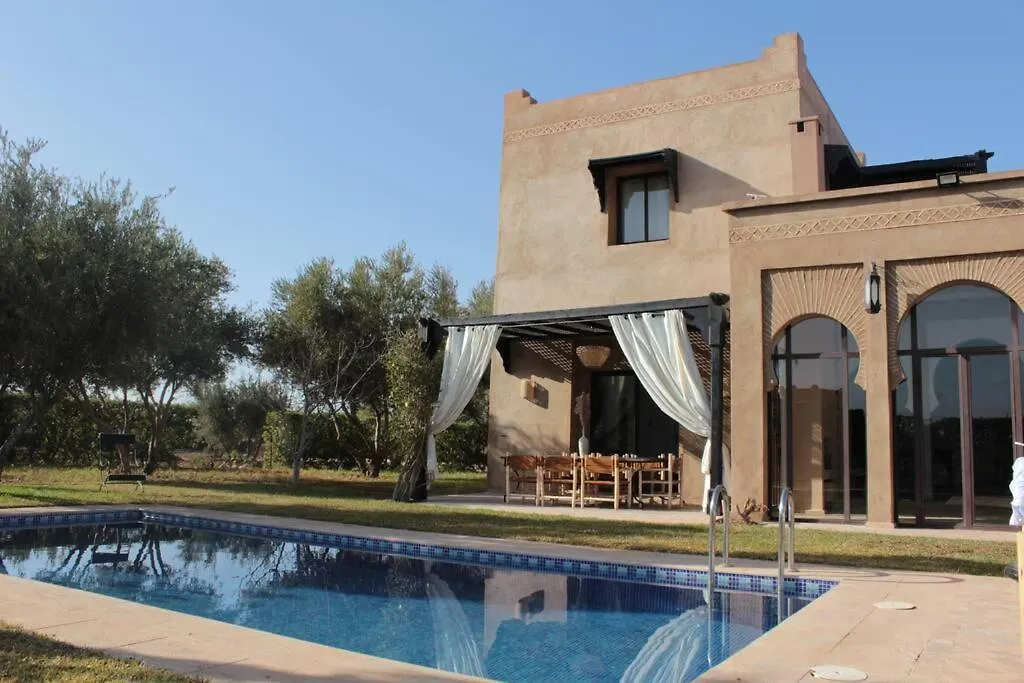 Villa Ily Marrakech Avec Piscine Et Vue Sur L'Altas : Coup De Coeur! Marrakesh