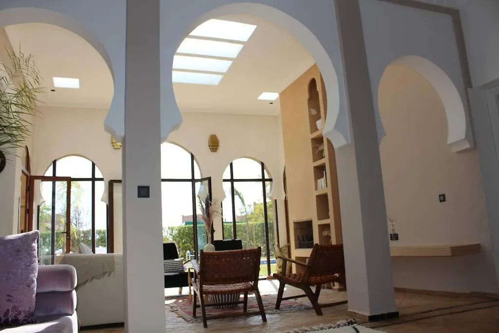 Villa Ily Marrakech Avec Piscine Et Vue Sur L'Altas : Coup De Coeur! Marrakesh